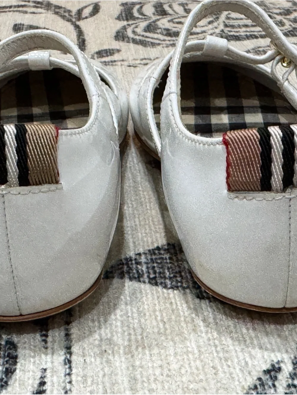 Burberry London Ballerina Shoes Mary Jane White Dusk Round Toe Toddlers 27 NWOB